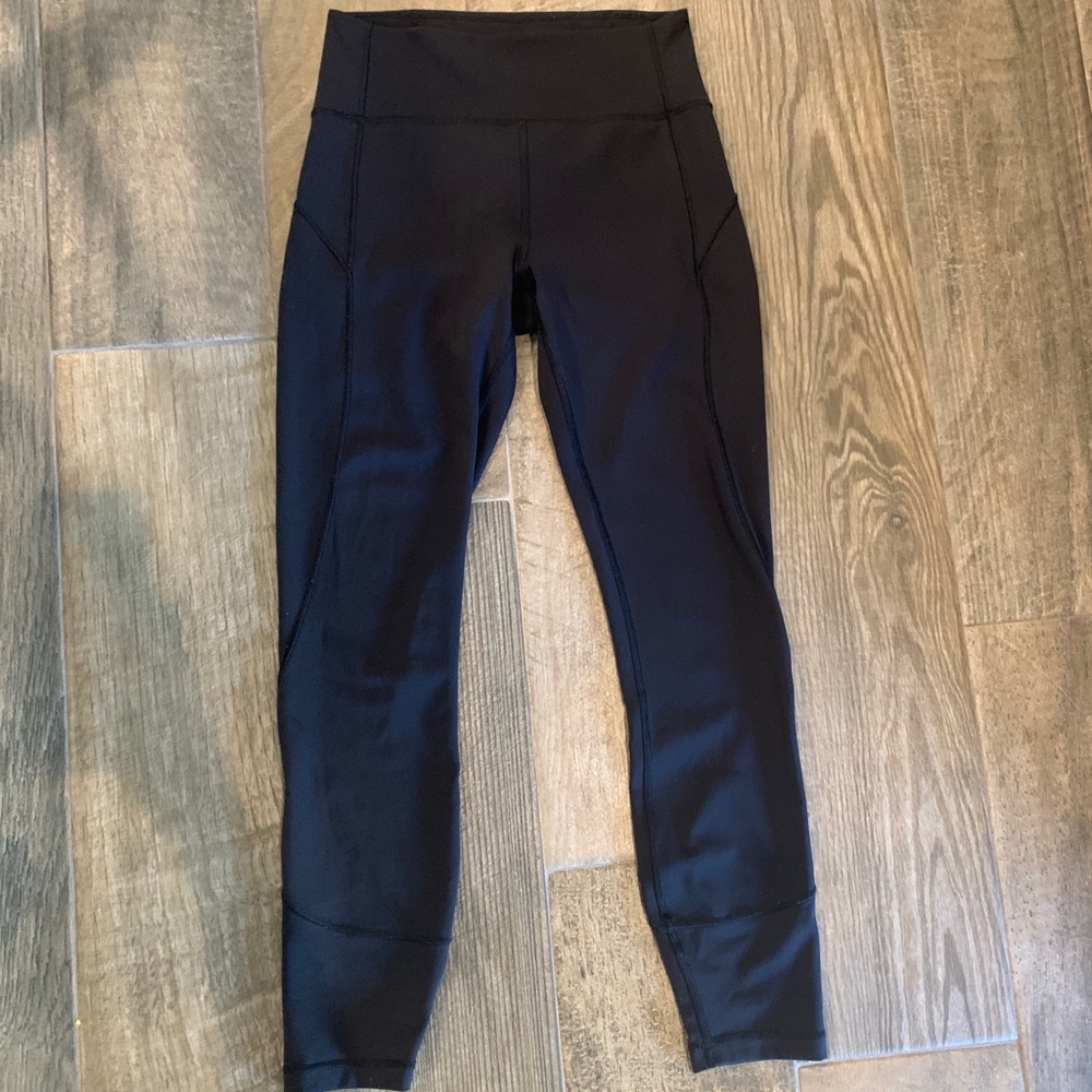 Lululemon In Movement Tight 25” Everlux